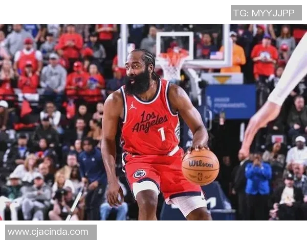 快船三连败！哈登空砍31分，祖巴茨14分19篮板难救主，防守漏洞致魔术六人得分上双